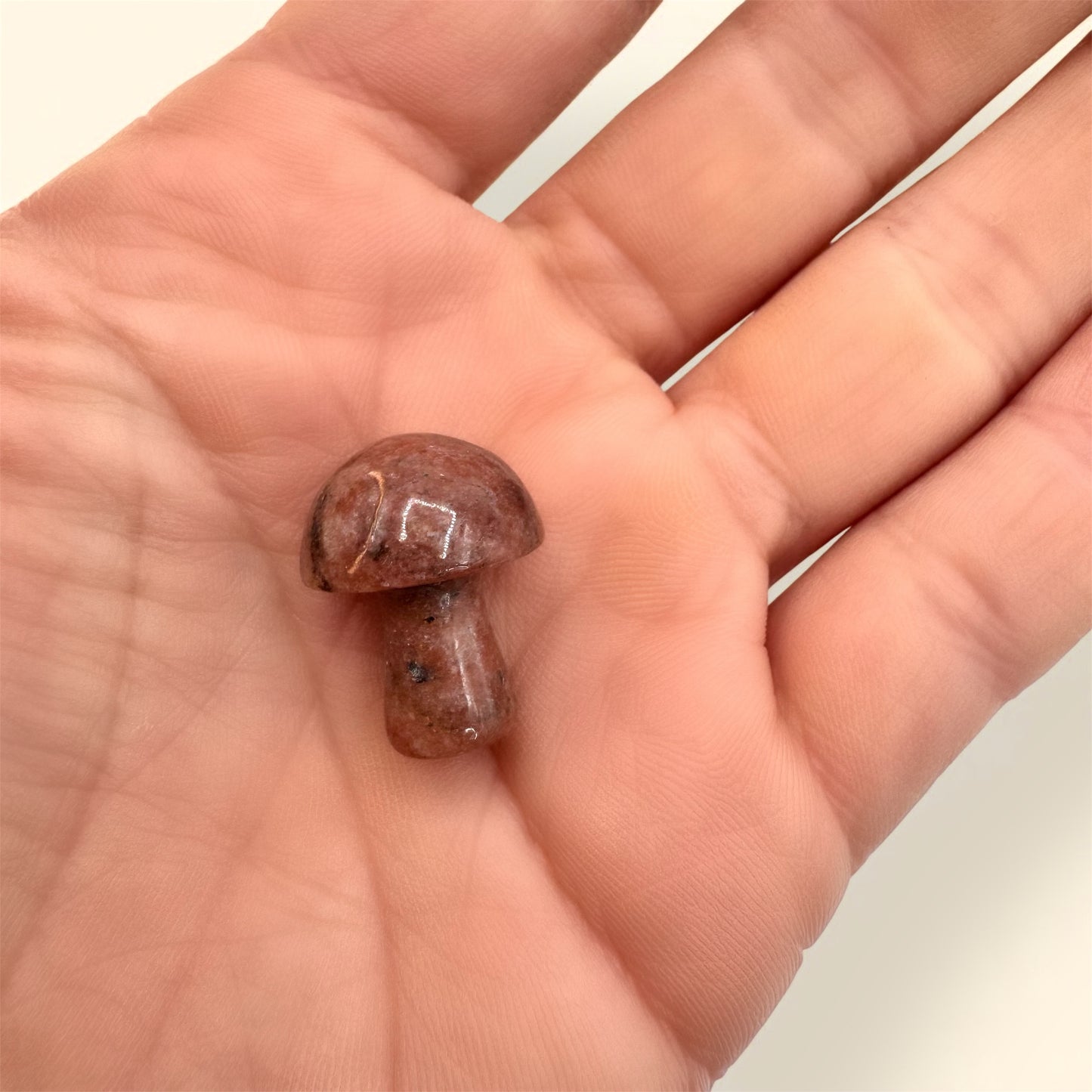 Rhodonite Mushroom (2cm)
