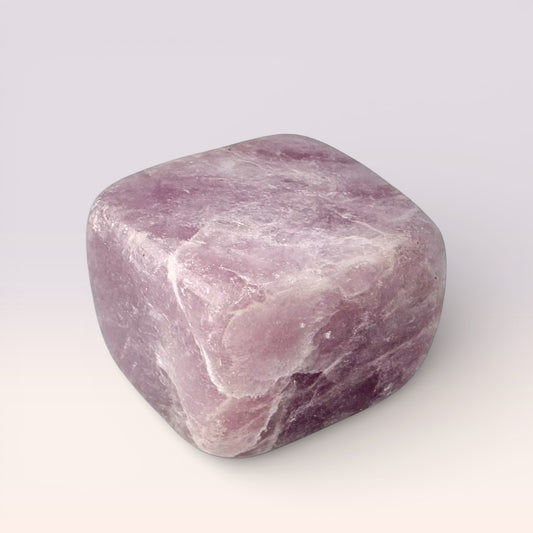 Lepidolite Cube (1.6cm)