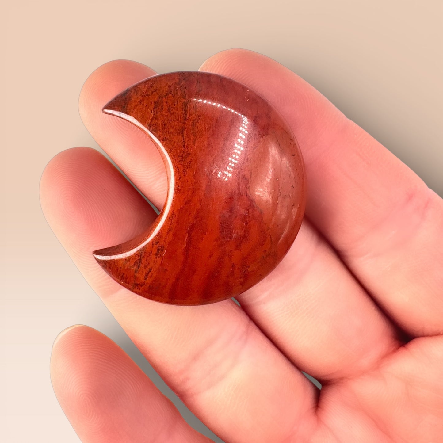 Red Jasper Moon (3.5cm)